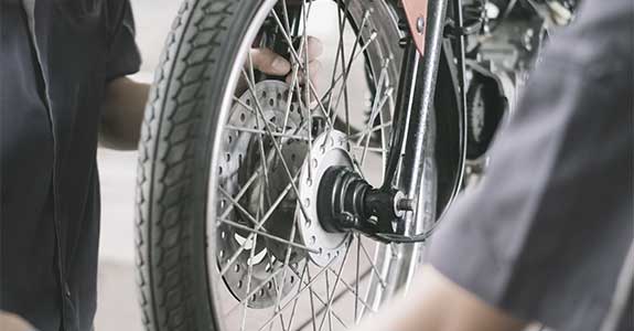 Front tire and rim of a motorcycle